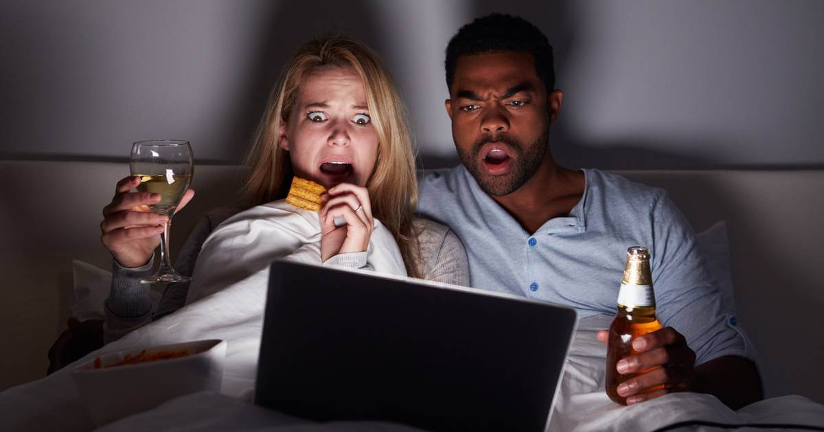 ¿QUÉ SERIES Y PELÍCULAS VER ONLINE ESTE FINDE?
