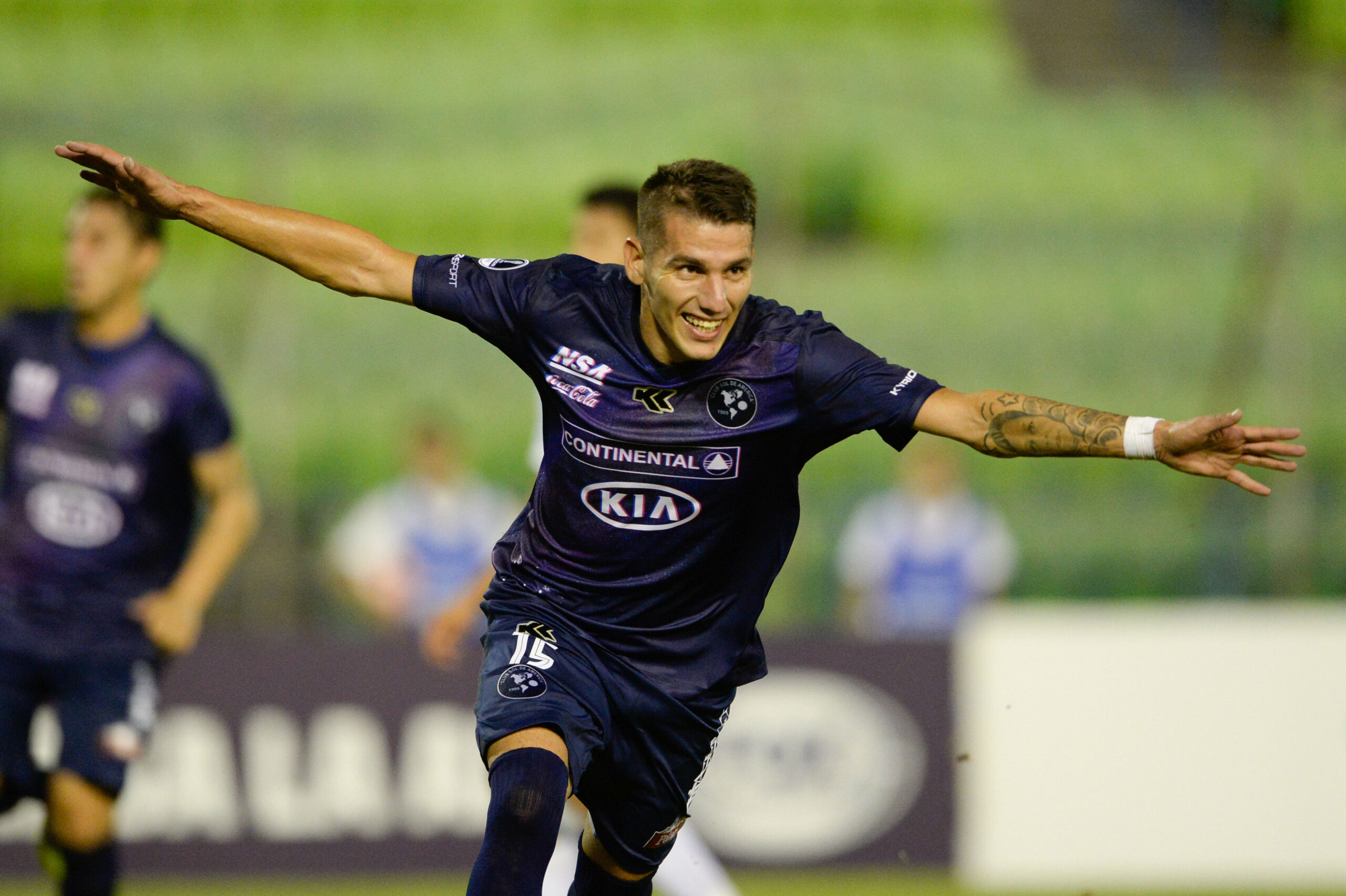 Almirante Brown refuerzo