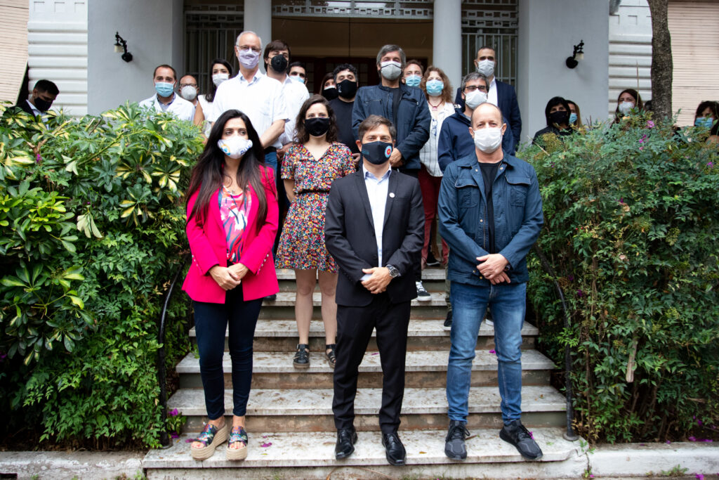 COMENZÓ LA VACUNACIÓN CONTRA COVID-19 EN MAYORES Y DOCENTES