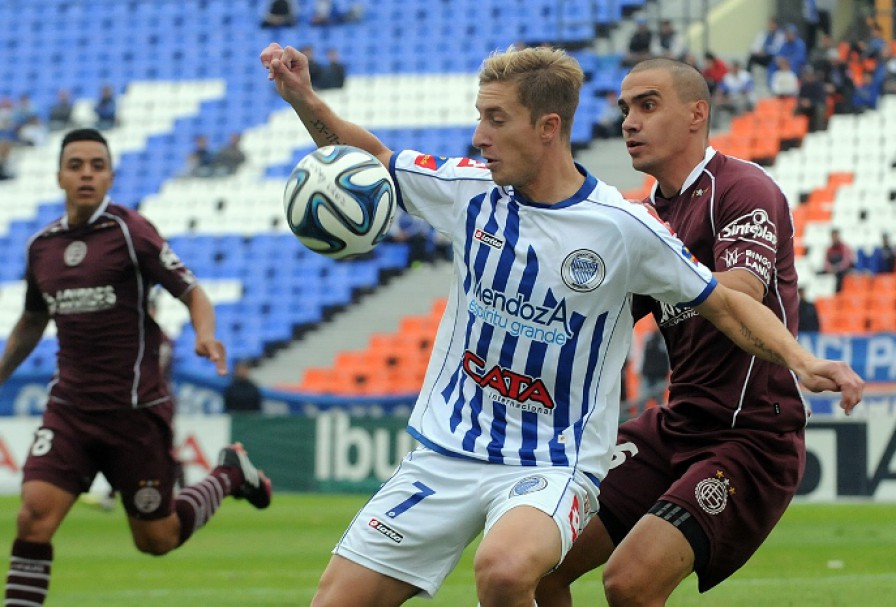 Nueva Chicago Facundo Castillón