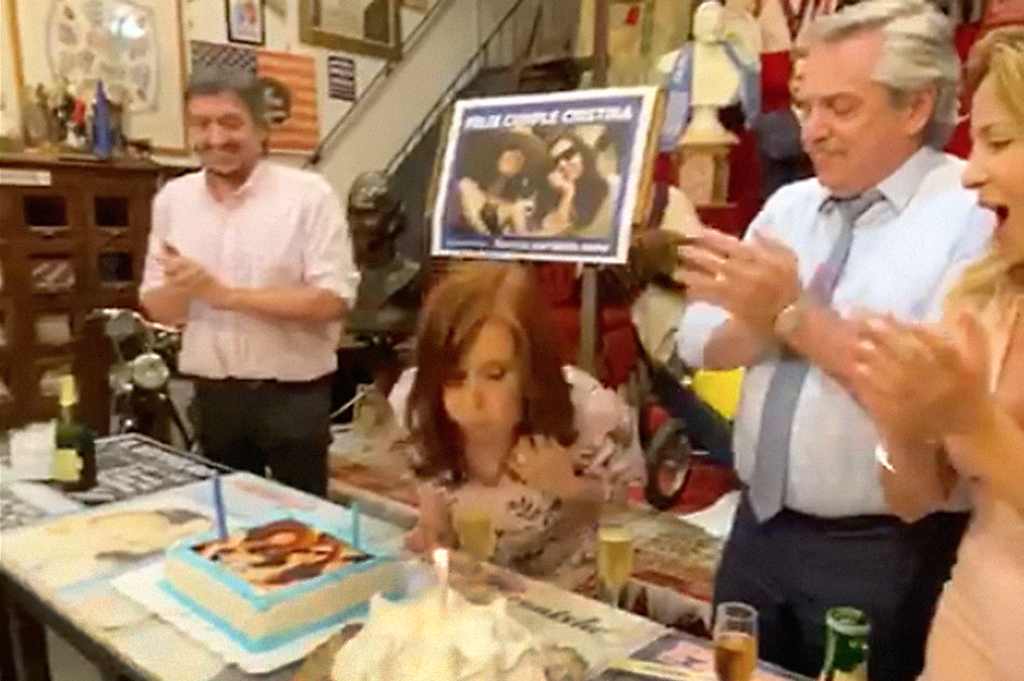 CUMPLEAÑOS CRISTINA