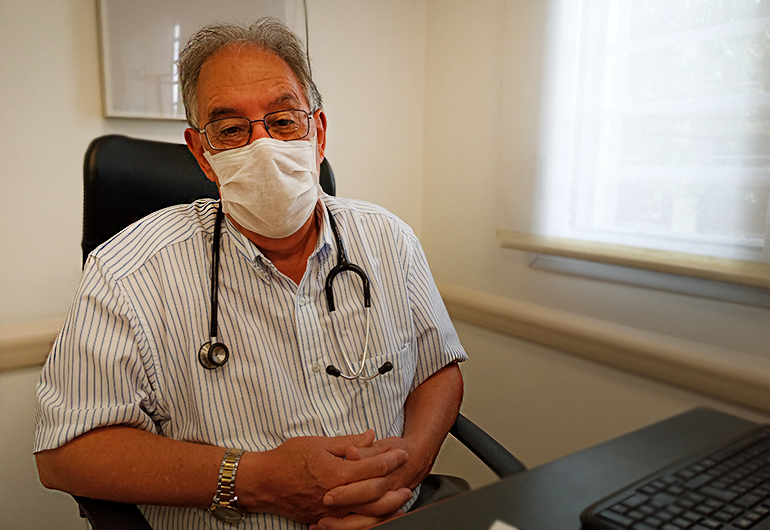 “Si te deshumanizás, dejás de ser médico” (Doctor Rodríguez, pediatra – Ramos Mejía)