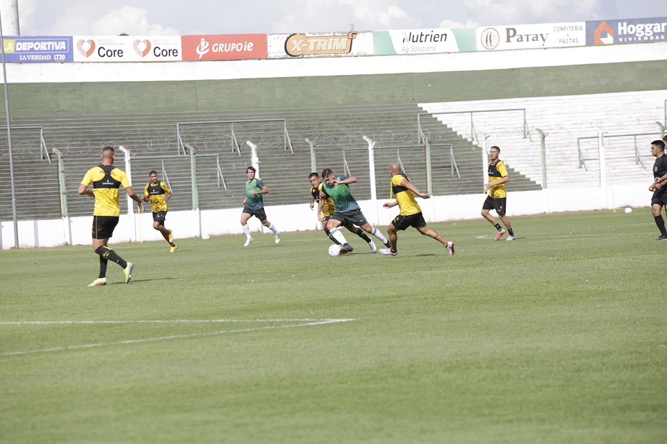 Almirante Brown victoria empate Sarmiento