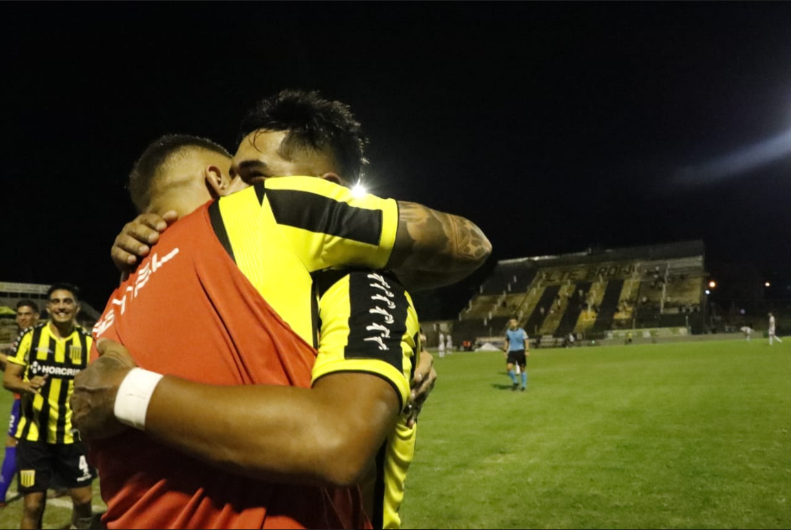 ALMIRANTE BROWN: Ganó 2 a 1 a Estudiantes (BA)