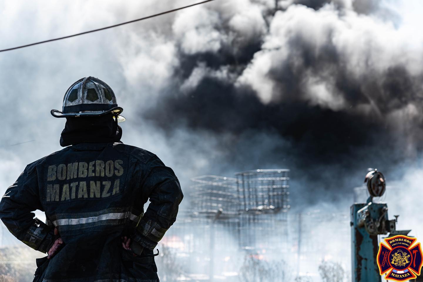 LOS HÉROES DE CUMPLEAÑOS:  84º aniversario de los Bomberos Voluntarios de La Matanza