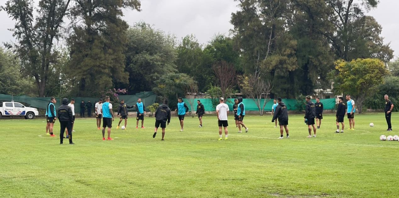 ALMIRANTE BROWN: visita a Mitre de Santiago del Estero