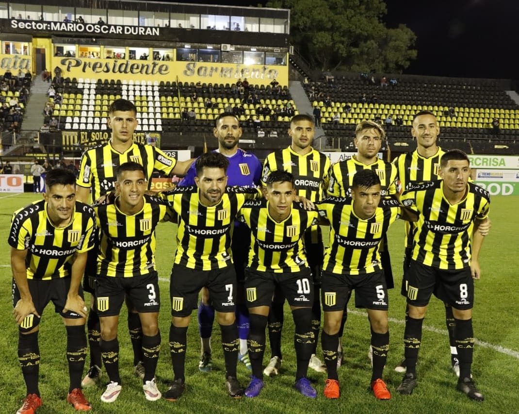 ALMIRANTE BROWN-NUEVA CHICAGO: El Clásico quedó para el Mirasol
