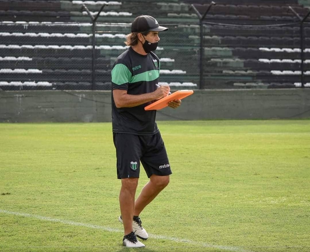 NUEVA CHICAGO: Rubén “Yagui” Forestello dejó de ser el DT del Torito