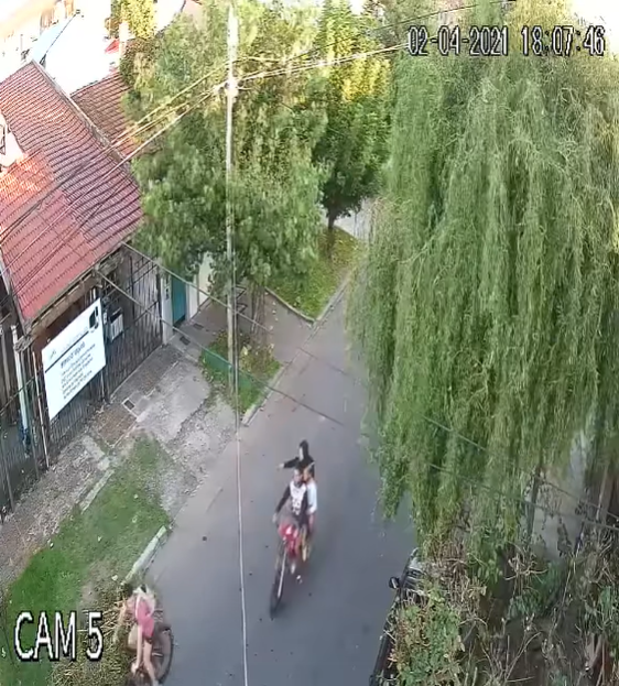 VILLA LUZURIAGA: Lo amenazaron con un arma y le robaron la bicicleta (Video)