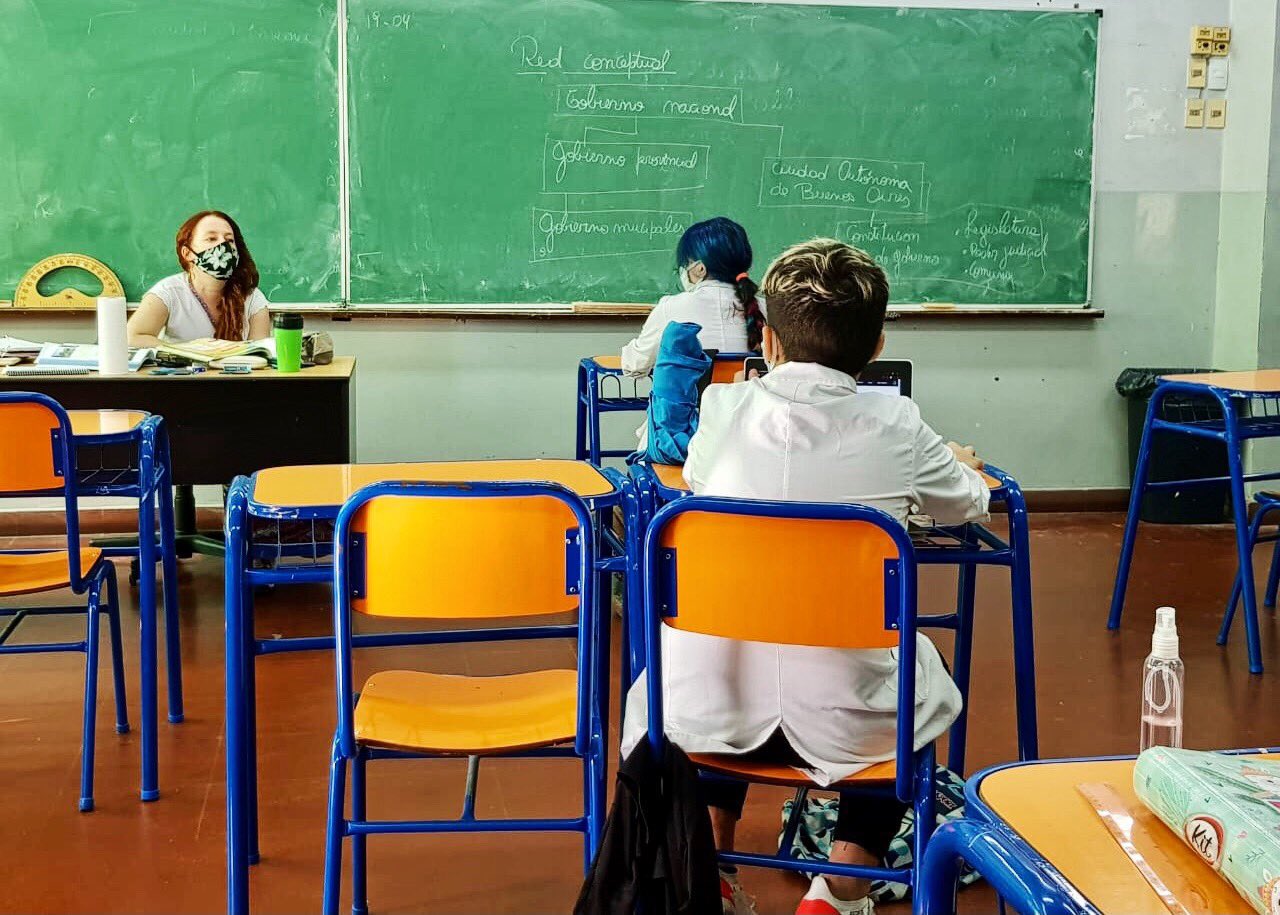Las clases presenciales: Un problema sin fin para CABA y Provincia