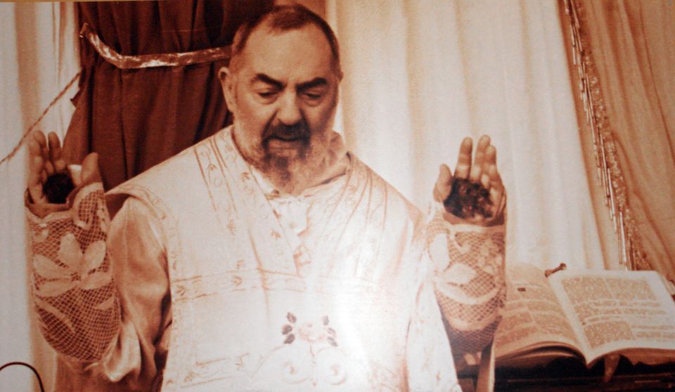 PADRE PÍO DE PIETREICINA
