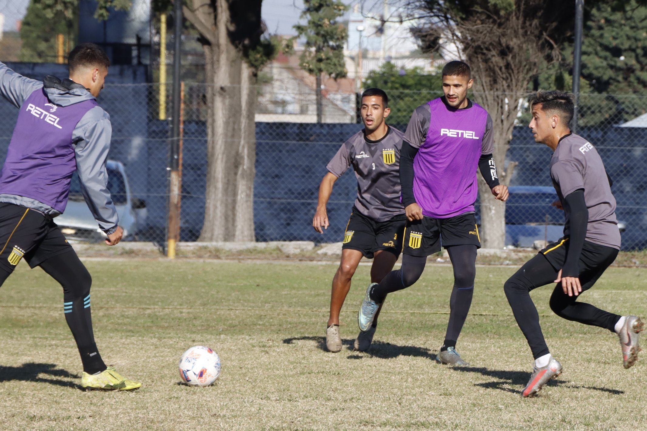 Almirante Brown entrenamientos 