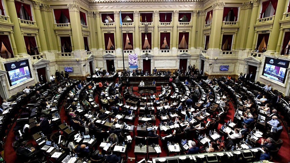 Debate diputados paso