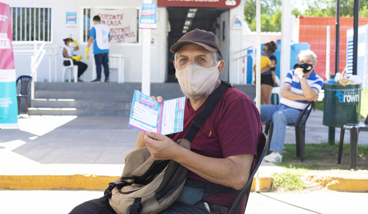 Vacunaran a mayores de 70 años sin turno previo