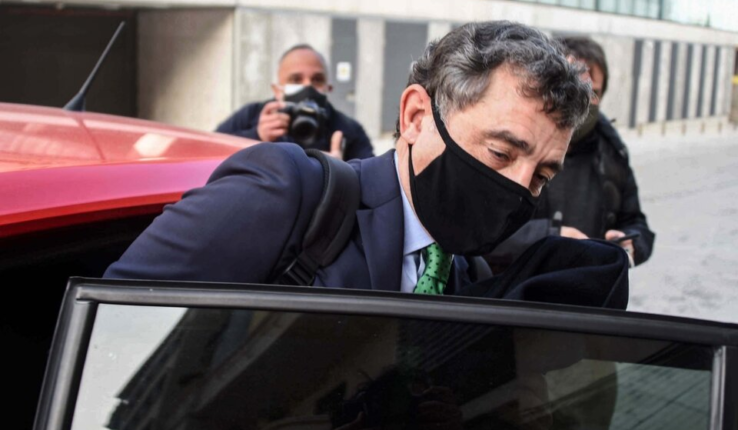 Interpol Macri