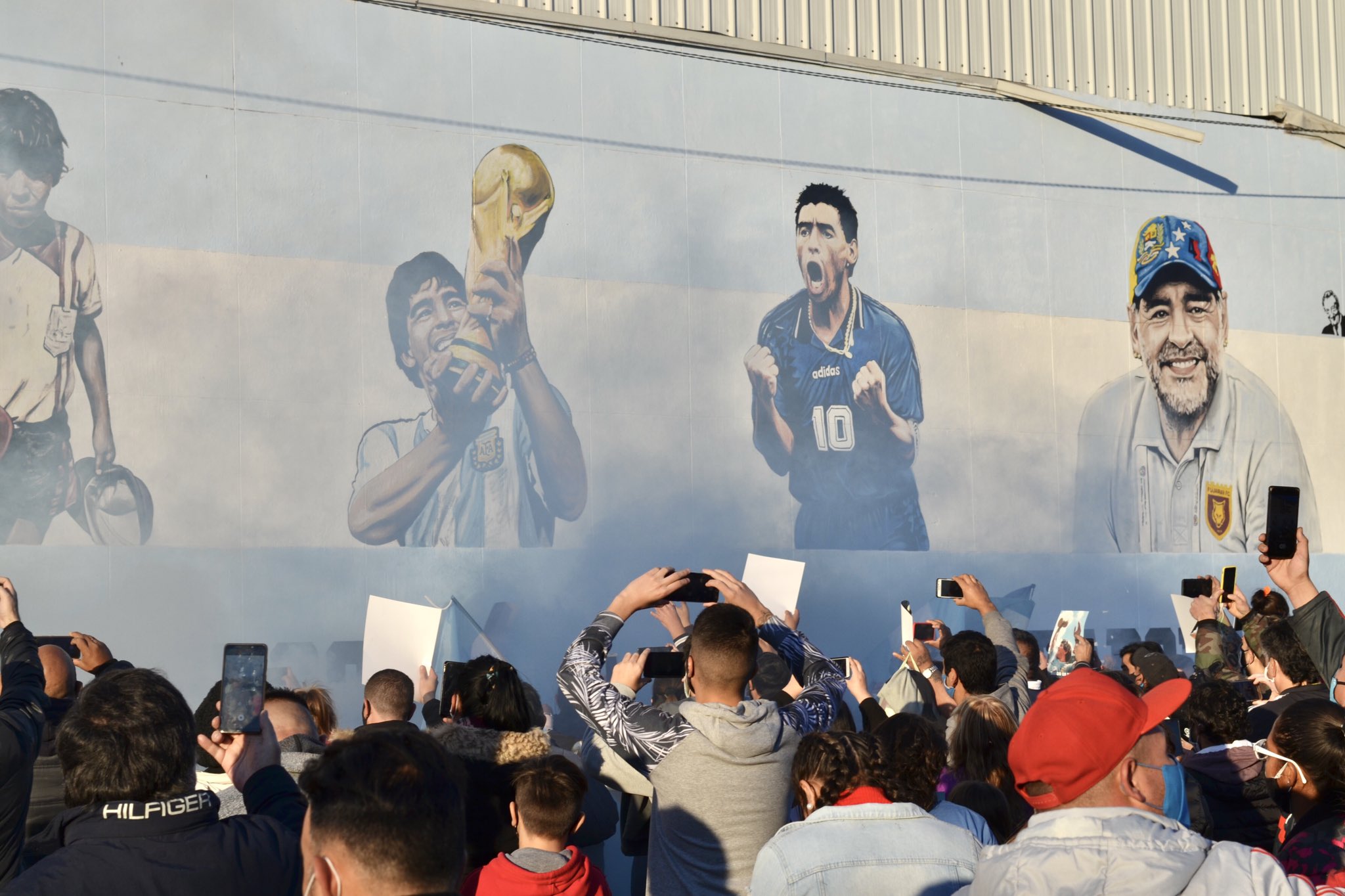 Política y Pueblo: Cómo fue la reinauguración del mural de Maradona en La Matanza