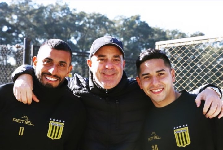 Almirante Brown Mitre