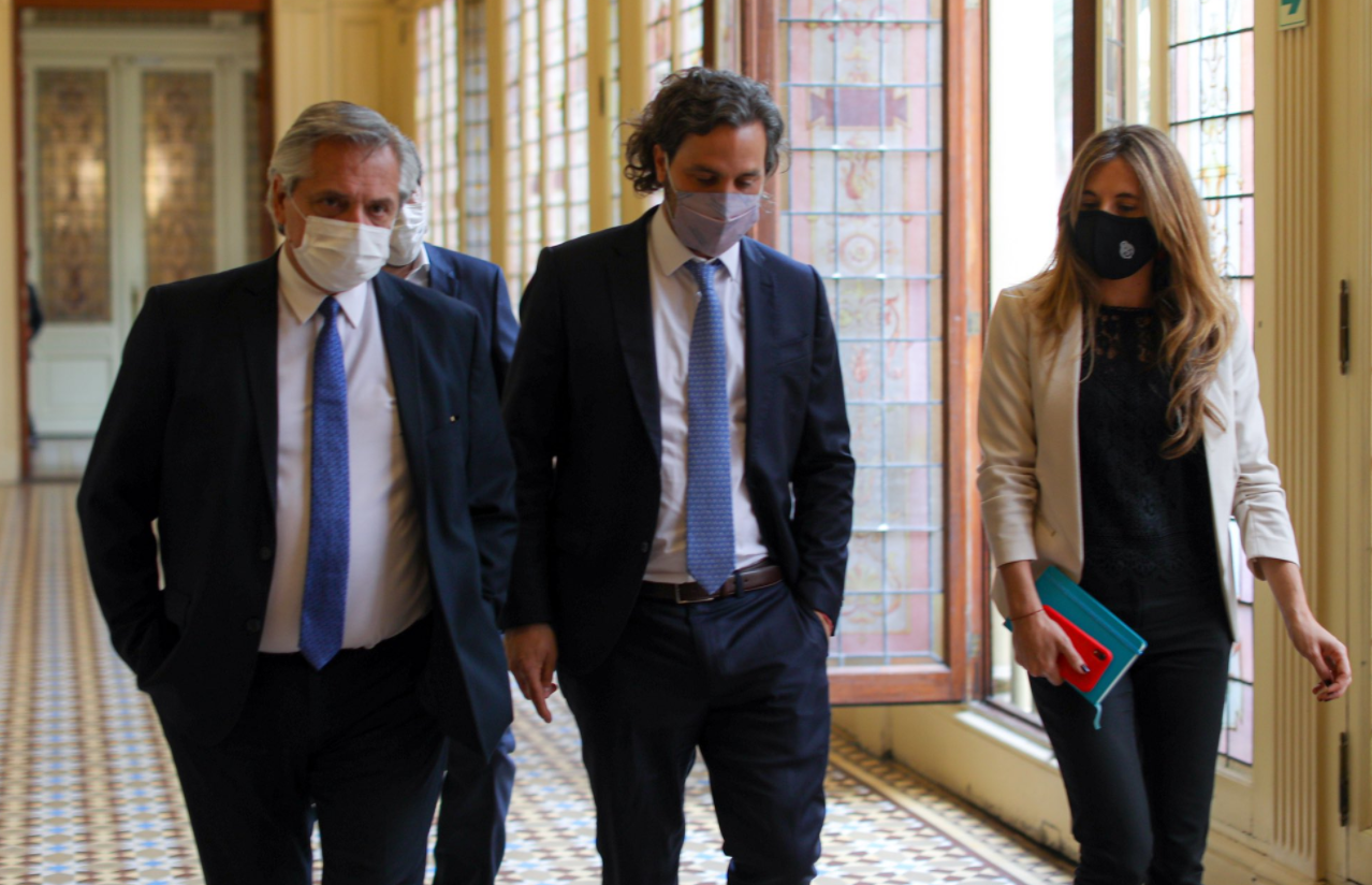 Pfizer: Cuándo llegan las primeras dosis y cómo fue el acuerdo