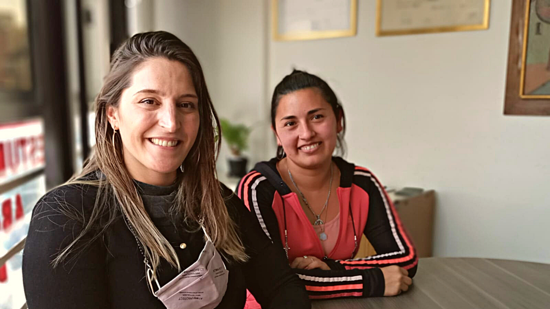Manuela Castañeira – entrevista: “cuando vienen las elecciones, ves a un montón de políticos caretas”