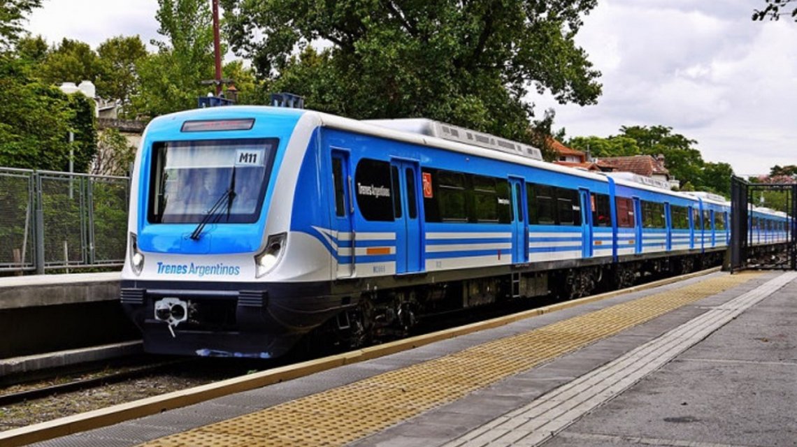 Un hombre resultó herido tras ser embestido por el tren Sarmiento