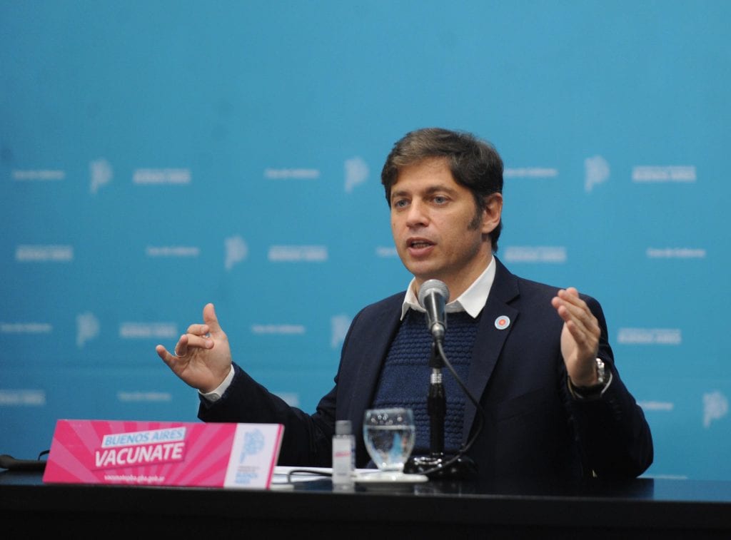Axel Kicillof anunció segunda dosis libre para mayores de 60 y vacunación para menores de 18 sin riesgo