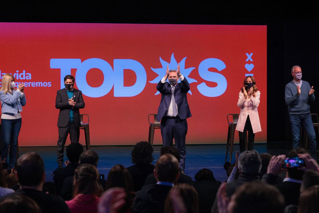 CIERRE DE CAMPAÑA: FRENTE DE TODOS TUVO SU ACTO EN MAR DEL PLATA