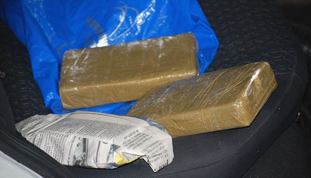 DROGA FAMILIAR: Detienen a padre e hijo acusados de transportar más de dos kilos de cocaína