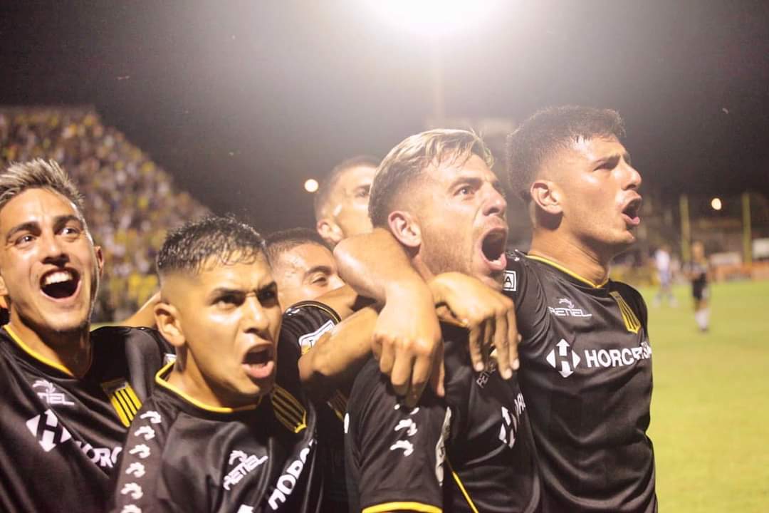 ¿Cómo será el reducido que jugará Almirante Brown?