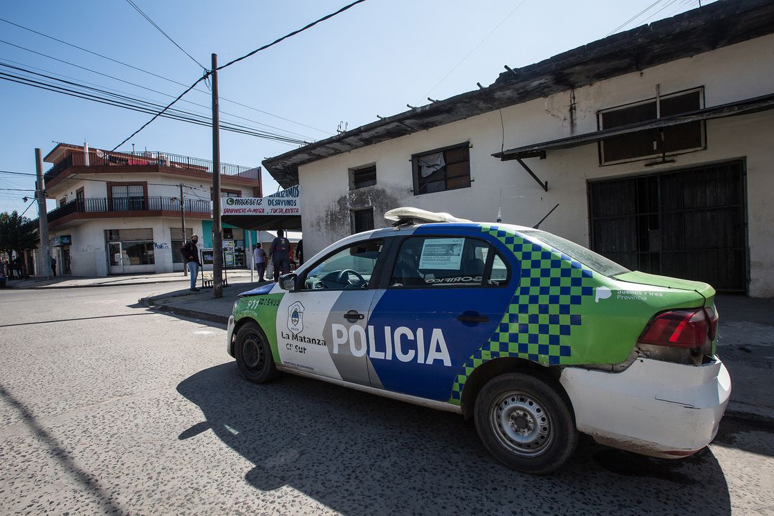 LA TABLADA: Brutal robo a dos mujeres en su casa