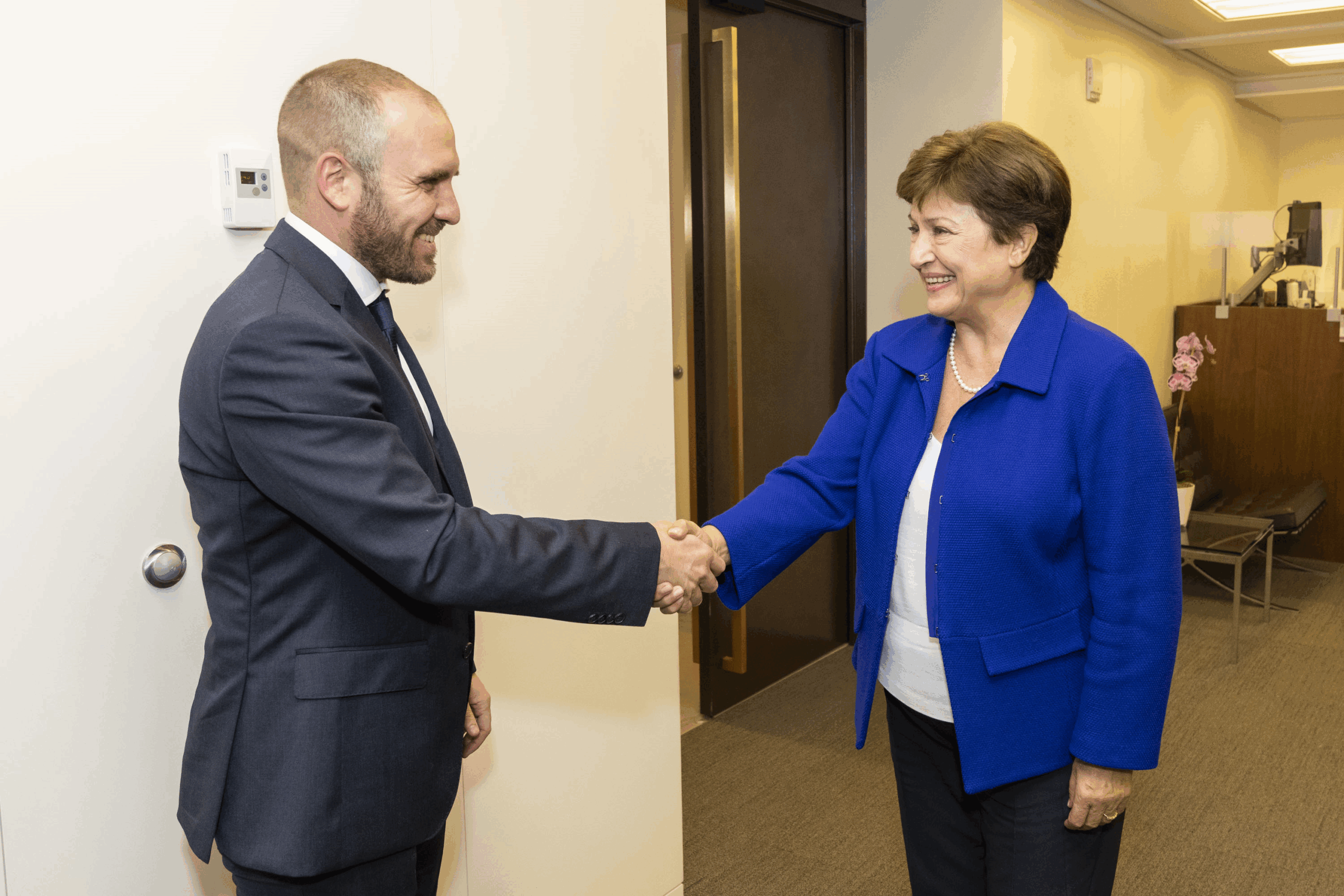 FMI: ¿Qué hará el equipo argentino en Washington?