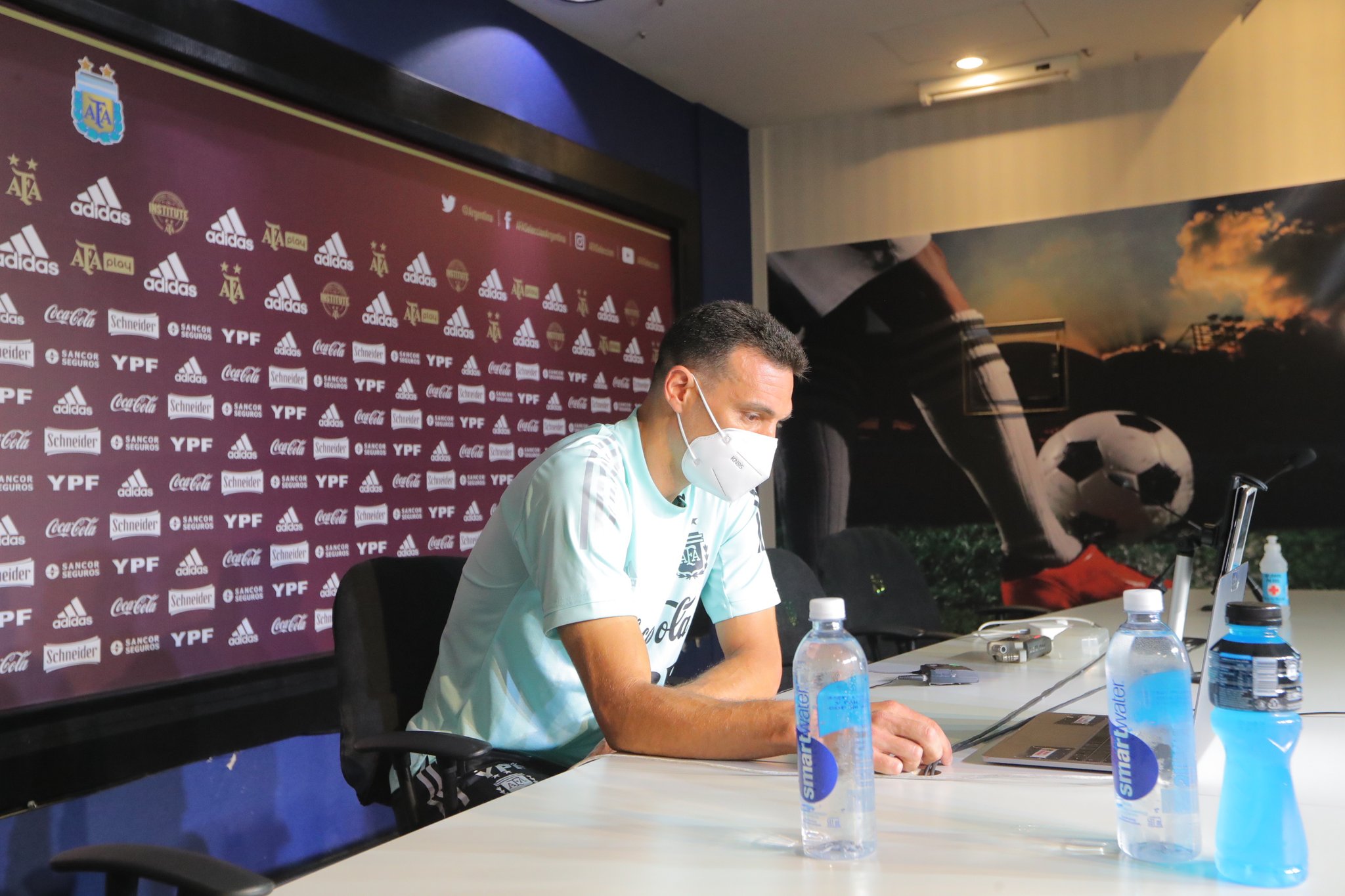 CHILE vs ARGENTINA: Clima picante en la previa al partido de eliminatorias