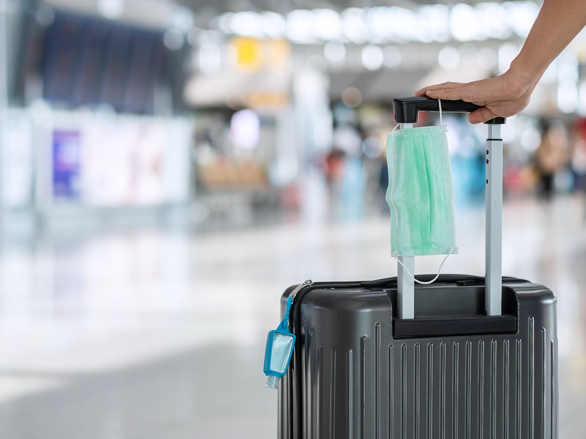 Ómicron podría retrasar la reactivación del turismo a nivel mundial