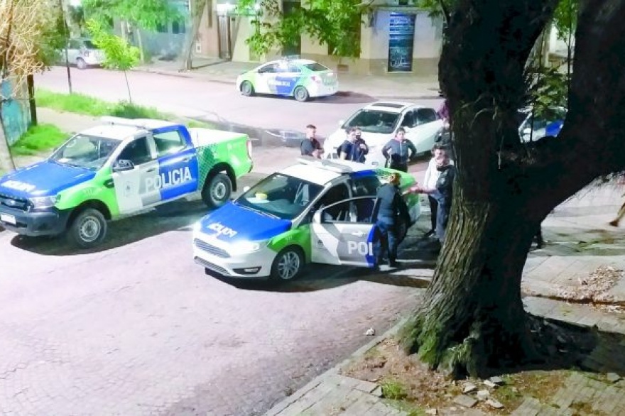 policía retirado asesinan catán