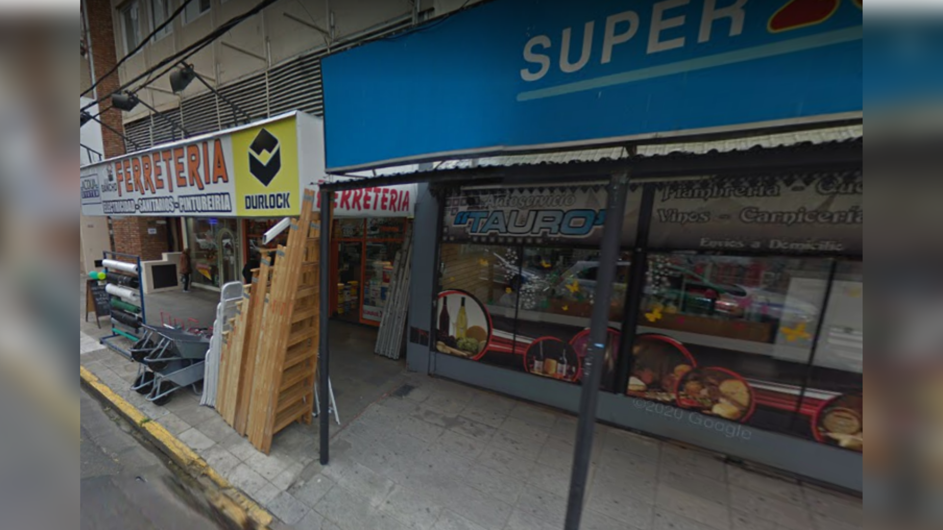 ¡Hasta la ropa se quería llevar!: Detuvieron a un ladrón que robó un local de indumentaria en Ramos Mejía