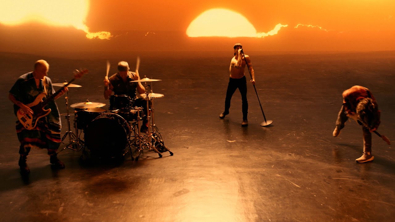 Red Hot Chili Peppers anunció un nuevo álbum y lanzó el primer Single