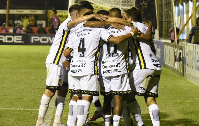 PRIMERA NACIONAL: Almirante Brown visita a Atlanta en busca de pelear con los de arriba