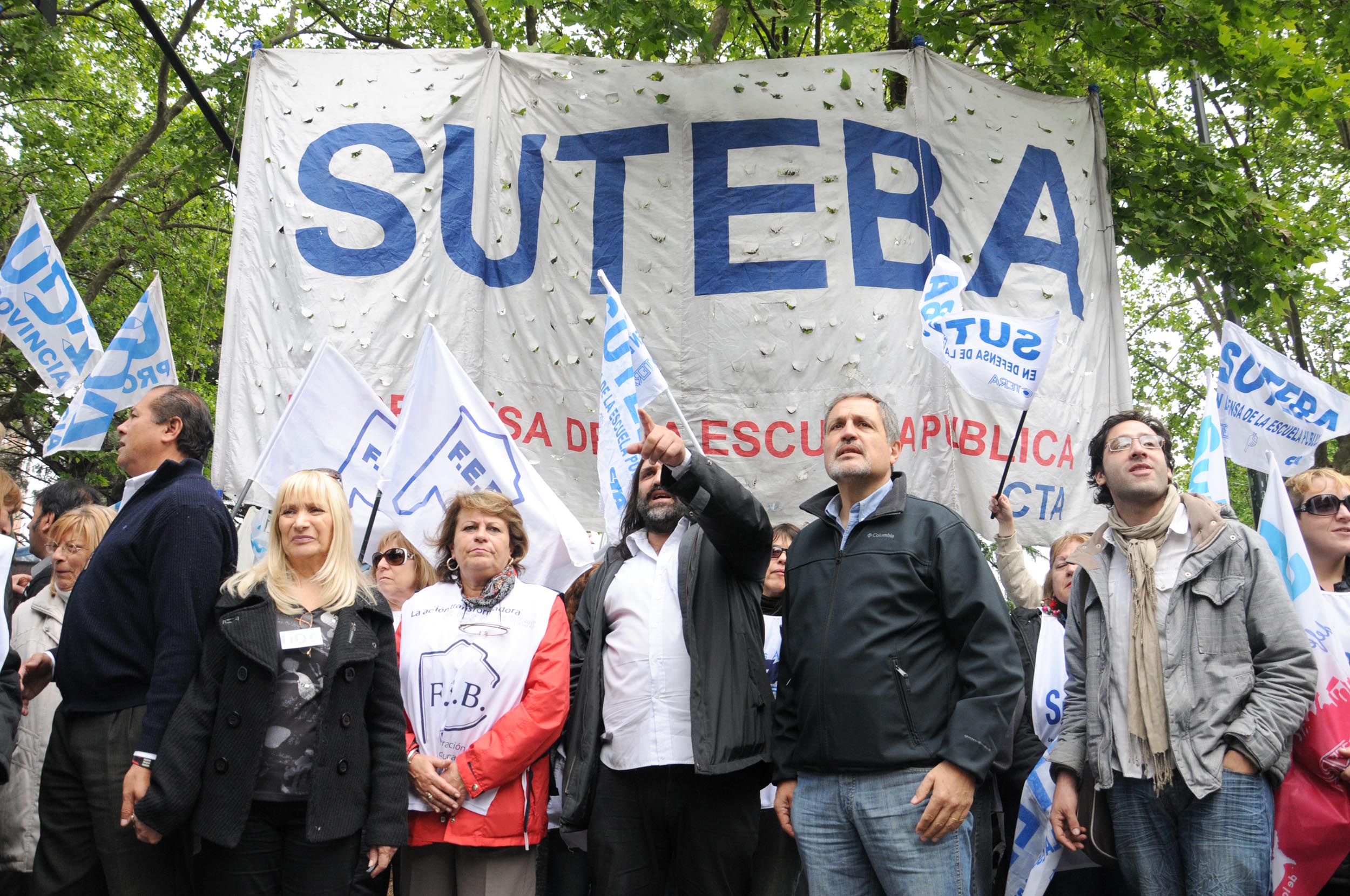 SUTEBA LA MATANZA: Convocan un paro docente en el inicio de clases