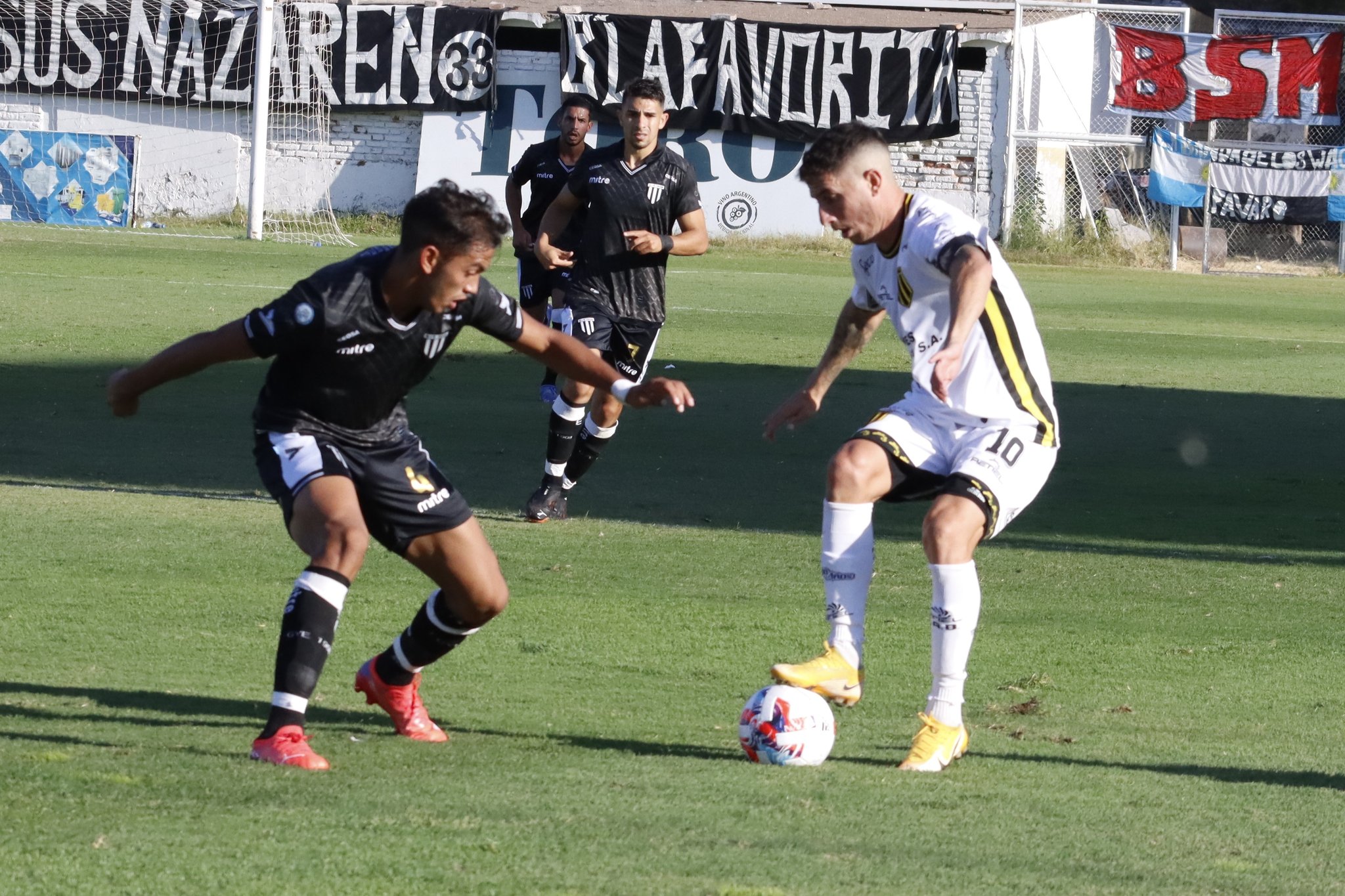 Derrota de Almirante Brown ante Gimnasia de Mendoza