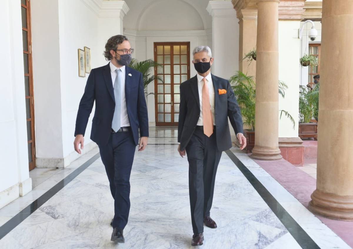 ¿NUEVAS INVERSIONES EN EL PAÍS?: Cafiero se reunió con empresarios de la India