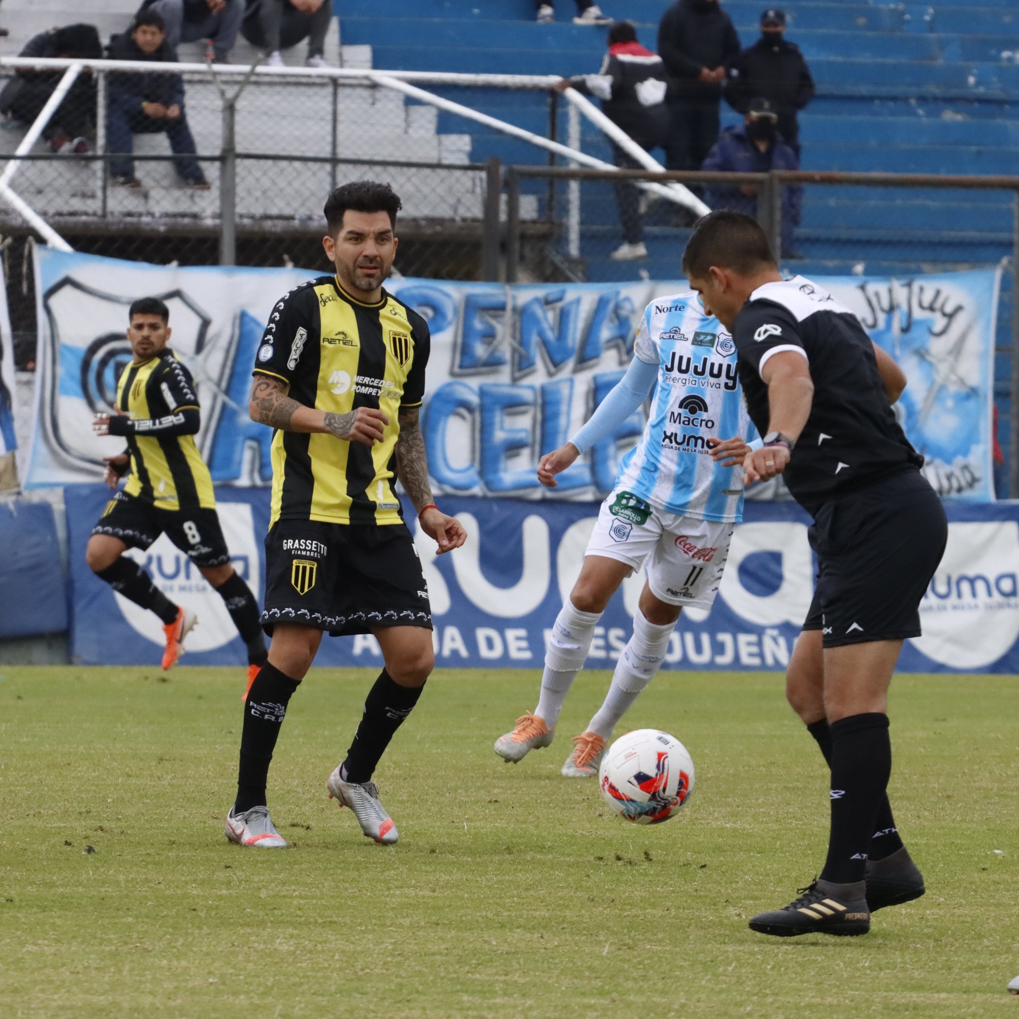 Almirante Brown Gimnasia de Jujuy