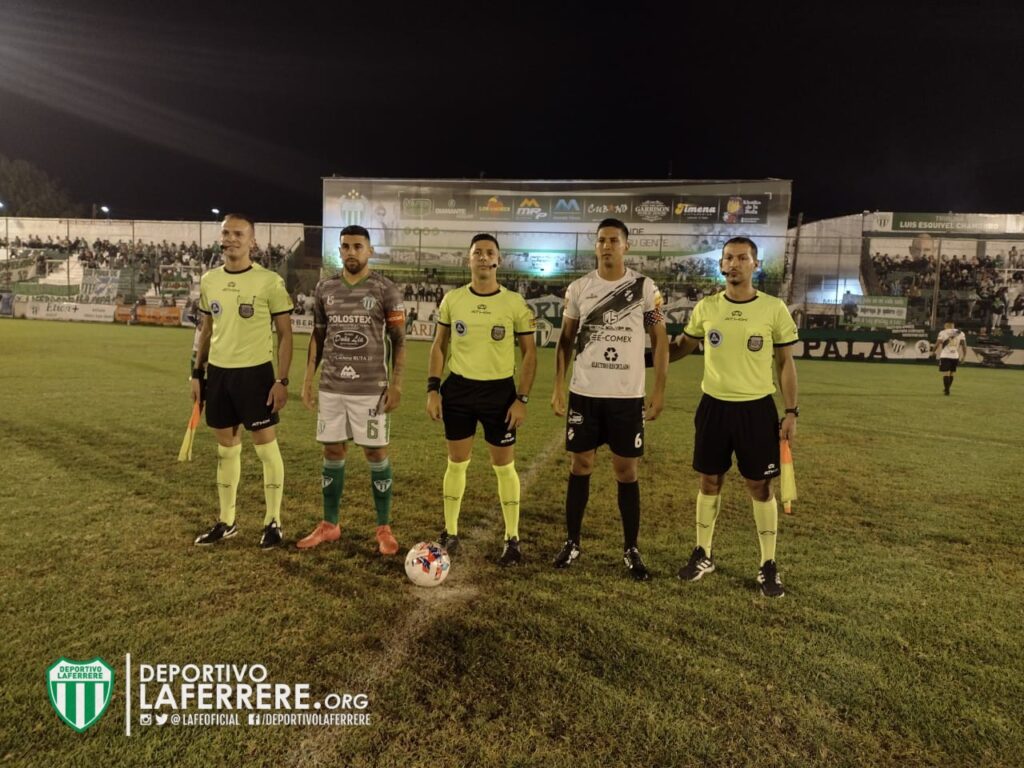 Deportivo Laferrere Claypole