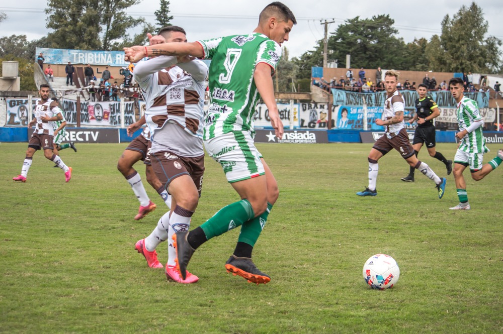 PRIMERA C: Laferrere recibe a Claypole