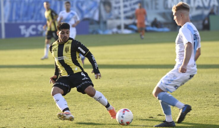 Almirante Brown empató ante Temperley 