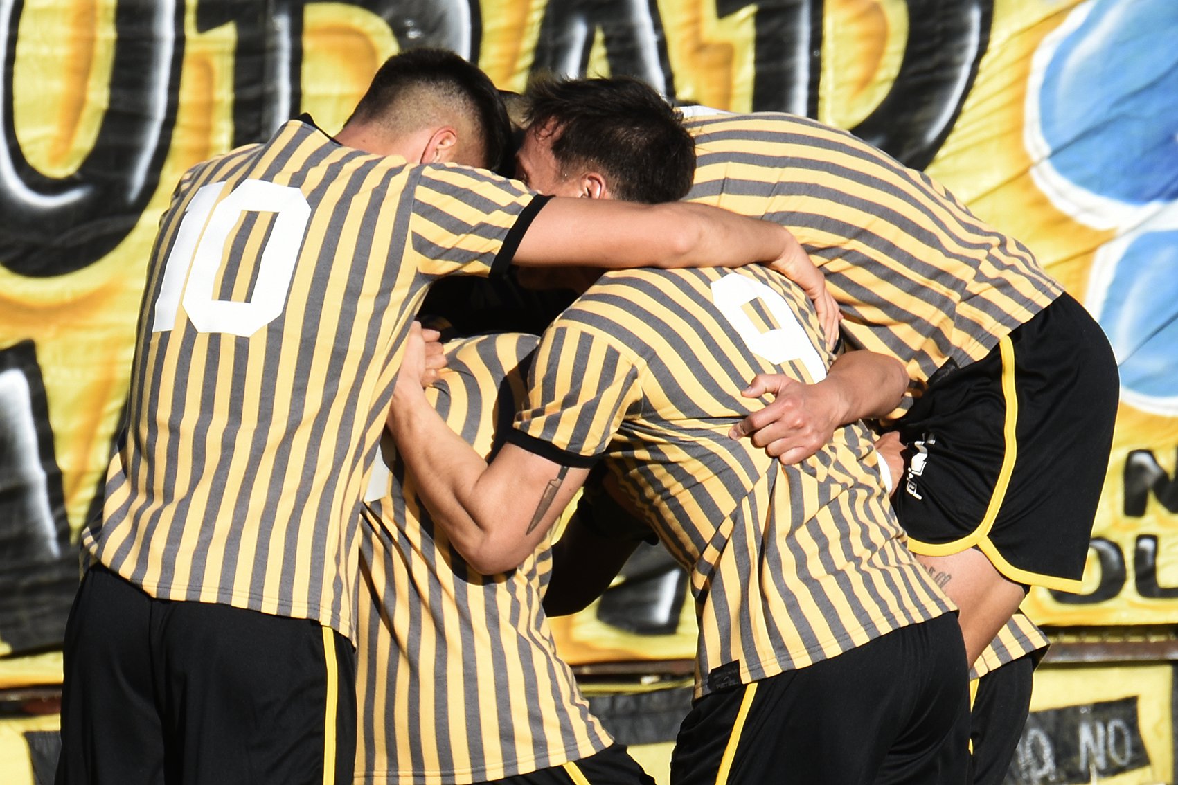 PREVIA AURINEGRA: Almirante Brown visita a Deportivo Madryn