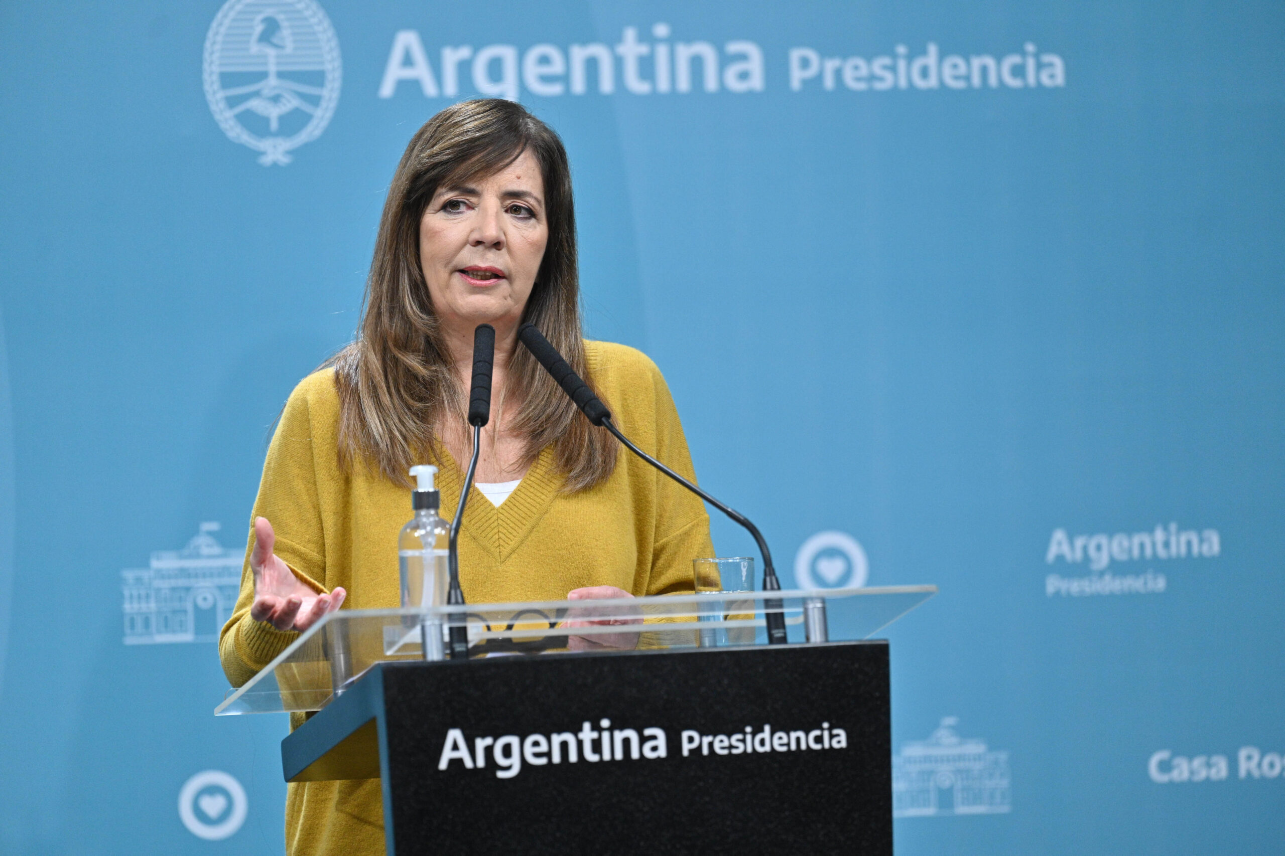 El Gobierno niega “festival de importaciones”, pero advierte que las mirará con “mucha cautela”