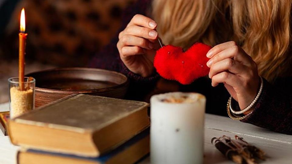 “Amarres”: cómo funcionan y de dónde vienen los hechizos de amor