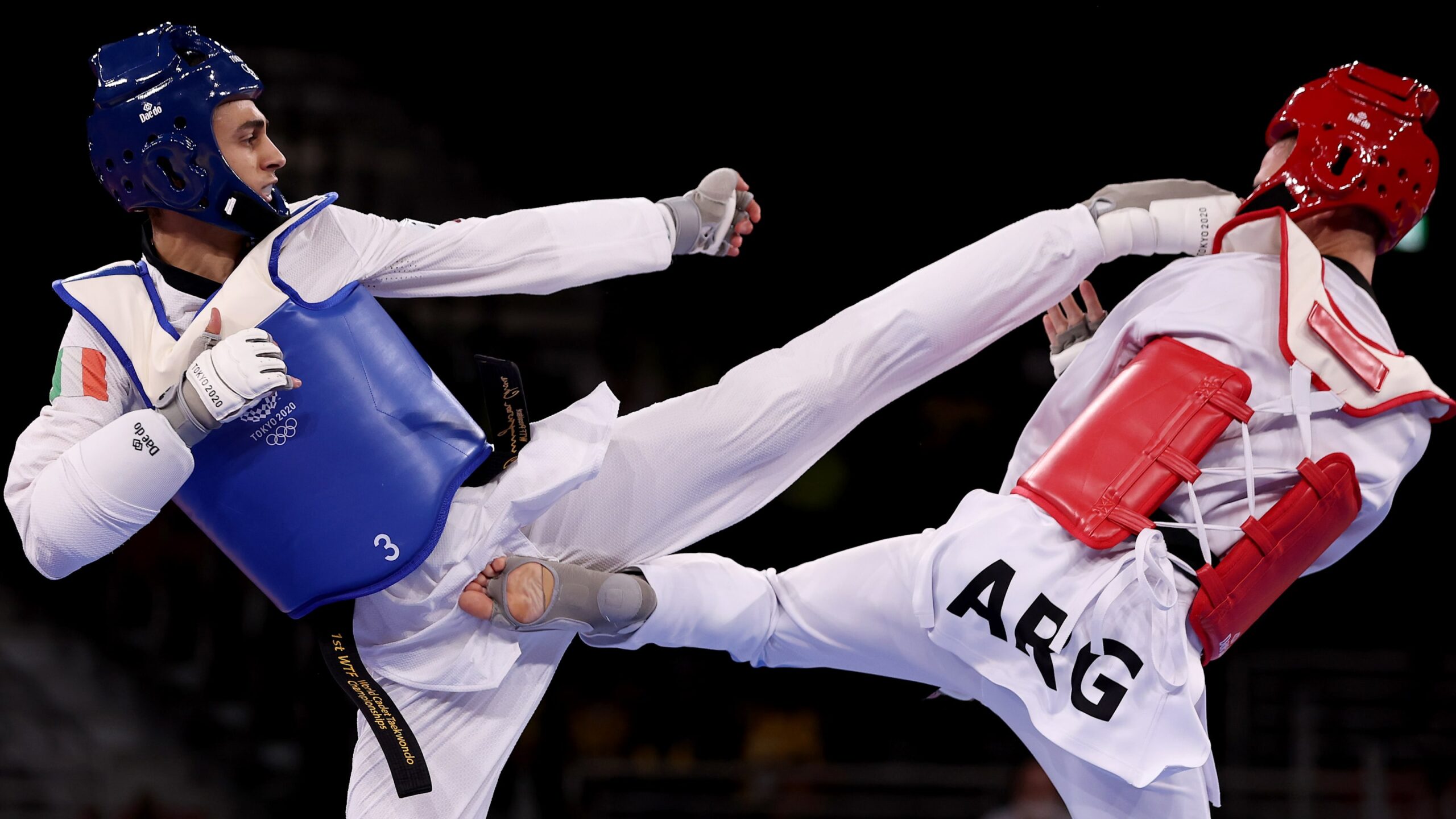 Clases de taekwondo con lengua de señas en La Matanza