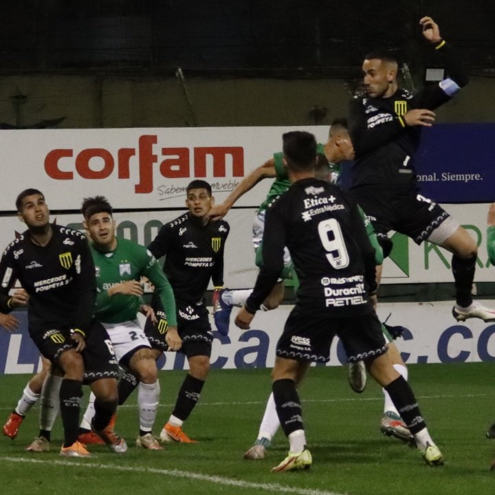 Almirante Brown perdió 1 a 0 ante Ferrocarril Oeste 