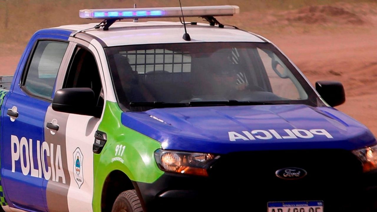 Ciudad Evita: “Motochorros” balearon a un expolicía en un robo