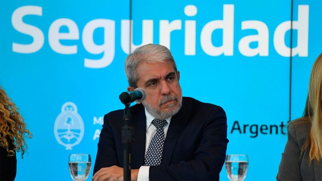 Aníbal Fernández Policía